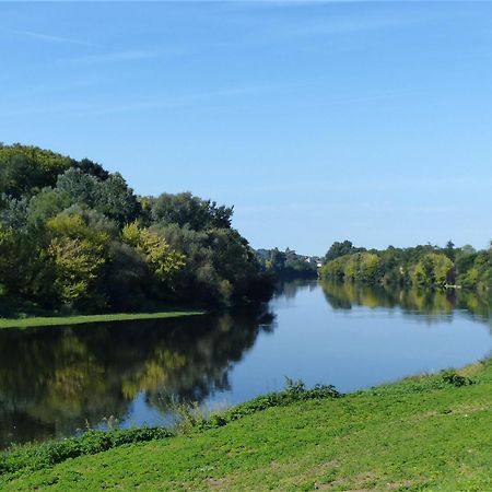 Les Volets Verts Lamothe-Montravel Bagian luar foto